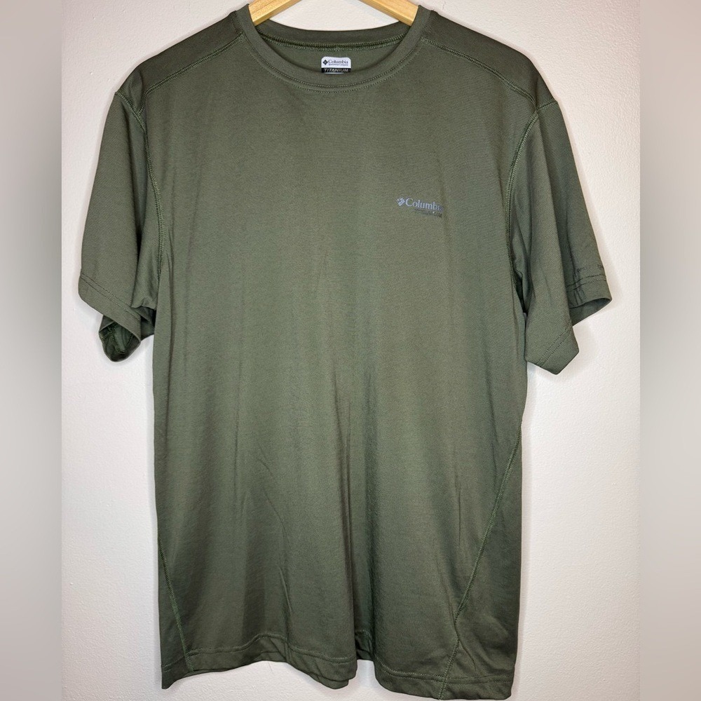Columbia Titanium Omni-Wick Performance Tee Green L